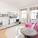 Stylish River-view *