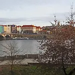 Stylish River-view Prague