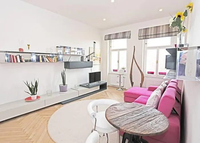Stylish River-view *